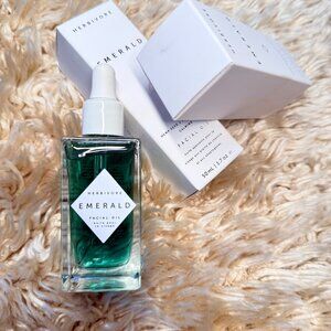 Herbivore Emerald Hemp Seed Facial Oil